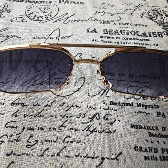 Prada Sunglasses - Picture 7 of 7